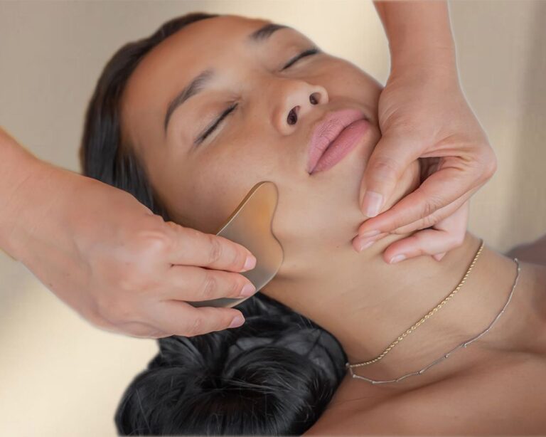 ​​Comment nettoyer vos outils Gua Sha, selon les pros
