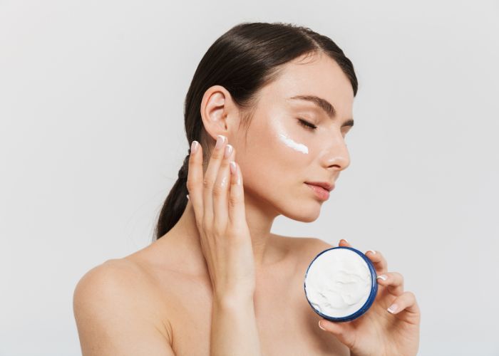 Le guide complet du maquillage pour débutants : conseils et astuces pour un look parfait