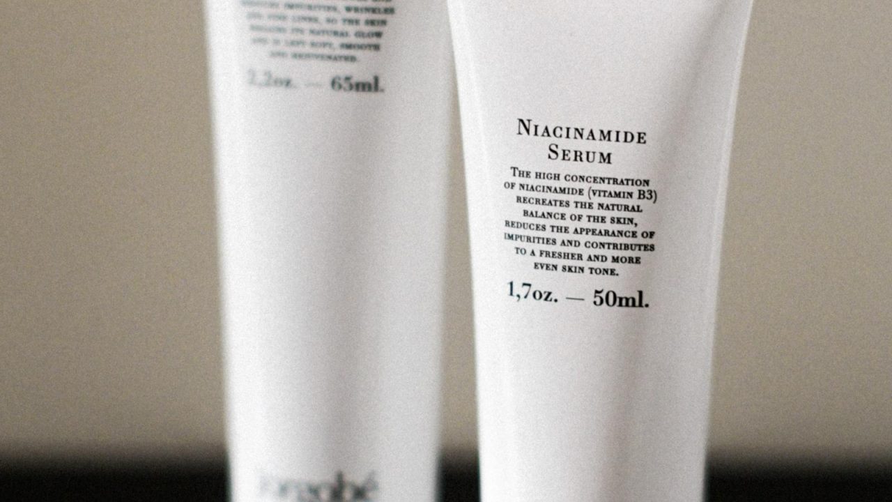 Le Pouvoir de la Niacinamide : Crème Hydratante de Rêve ou Simple Illusion